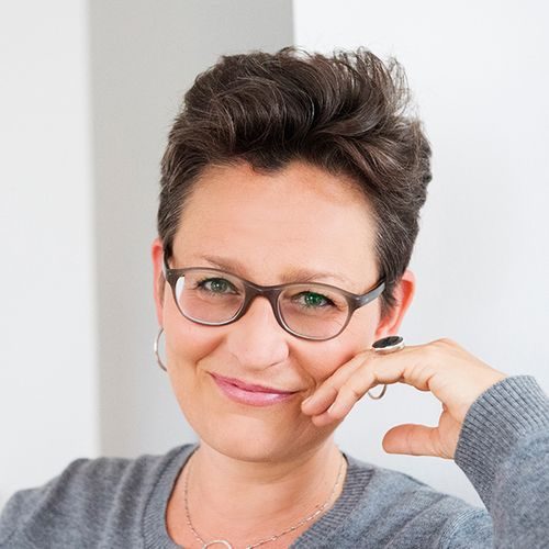 Christine Knödler